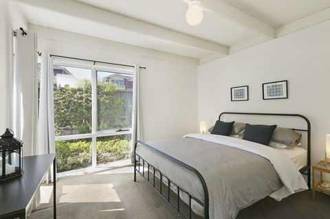 Mysa Anglesea Sleeps 7 WiFi SmartTV Cafes Shops - Perth Resorts 6