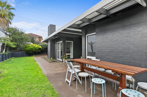 Mysa Anglesea Sleeps 7 WiFi SmartTV Cafes Shops - Perth Resorts 13