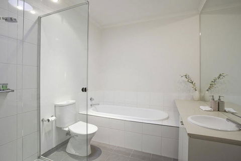 Torquay Golf Retreats - Pool, Beach, Tennis, Golf - Accommodation Perth 5