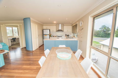 The Pitch - Accommodation Perth 1