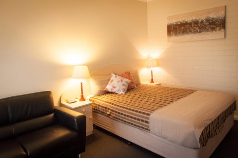 Ambassador Motor Inn - Accommodation Perth 33