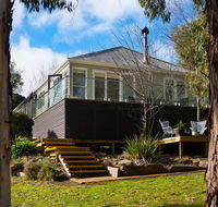 Lake Como Villa - Perth Resorts