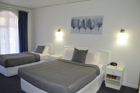 Cathedral Motor Inn - Accommodation Perth 9