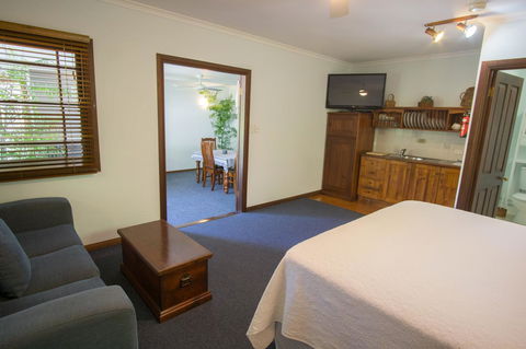 Debbie\'s Place - Perth Resorts 42