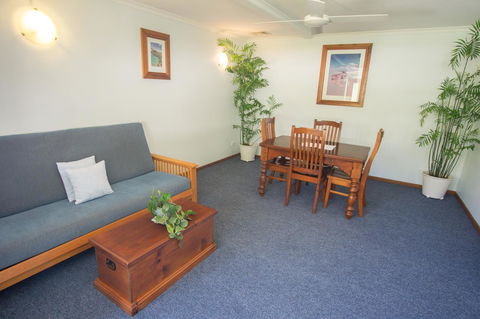 Debbie\'s Place - Perth Resorts 39