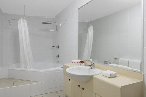 Ramada By Wyndham Marcoola Beach - Accommodation Perth 10