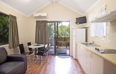 Captain Cook Holiday Village 1770 - Accommodation Perth 16