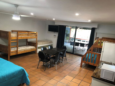 Captain Cook Holiday Village 1770 - Accommodation Perth 24