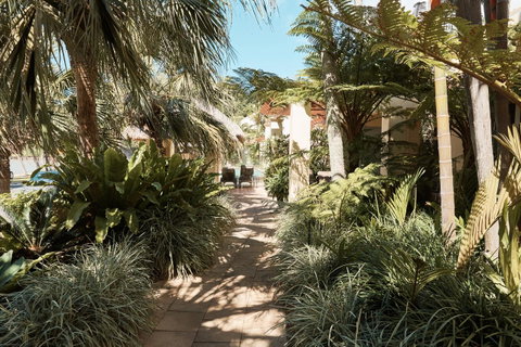 Sea Change Beachfront Apartments - Accommodation Perth 19