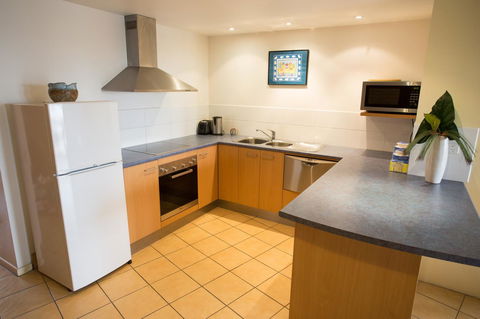 Northpoint Holiday Apartments - Accommodation Perth 6
