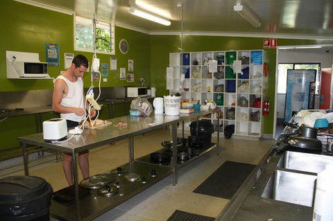 Nomads Airlie Beach - Accommodation Perth 12