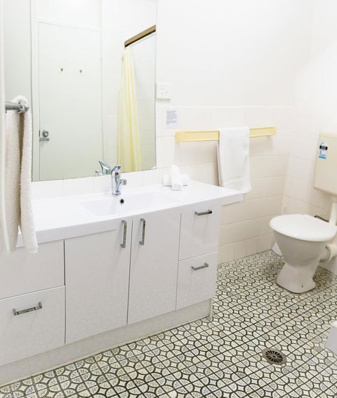 Amaroo On Mandalay, Magnetic Island - Accommodation Perth 4