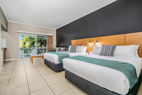 Hotel Grand Chancellor Palm Cove - Perth Resorts 6