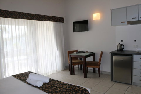 Blue Lagoon Resort - Accommodation Perth 19