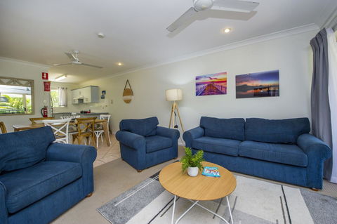 Sails On Horseshoe Apartment 9 - Accommodation Perth 1