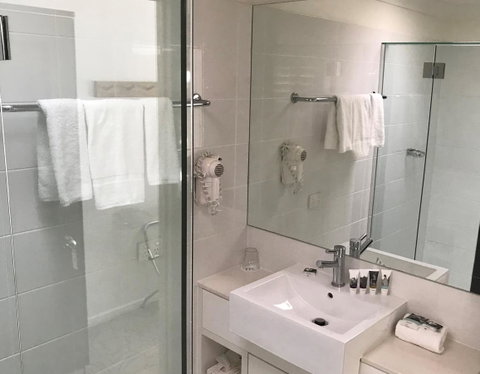 Mercure Clear Mountain Lodge - Accommodation Perth 4