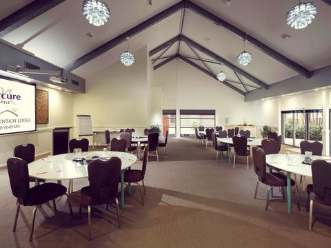 Mercure Clear Mountain Lodge - Accommodation Perth 27