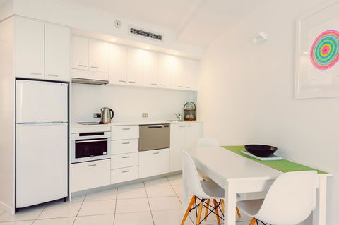 Netanya Noosa Beachfront Resort - Perth Resorts 20
