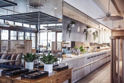 Pullman Port Douglas Sea Temple Resort And Spa - Perth Resorts 3