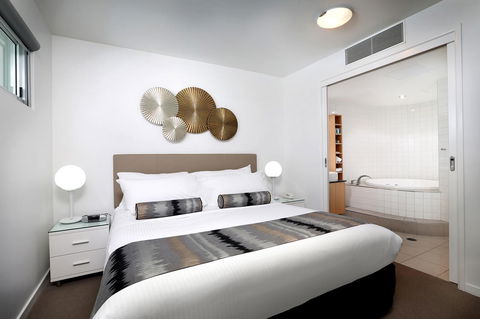 Rumba Beach Resort - Perth Resorts 29