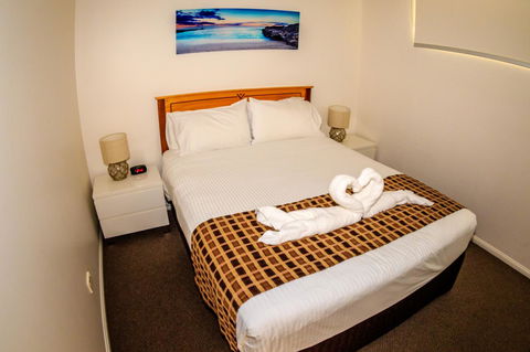 Grand Palais Boolarong Beachside Apartments - Accommodation Perth 18