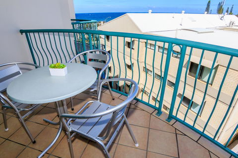 Grand Palais Boolarong Beachside Apartments - Accommodation Perth 19