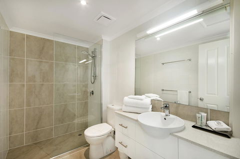 Mariners North Holiday Apartments - Accommodation Perth 39