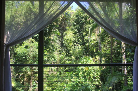 Silky Oaks Lodge - Accommodation Perth 3