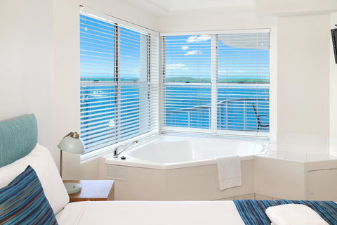 Watermark Resort Caloundra - Perth Resorts 33