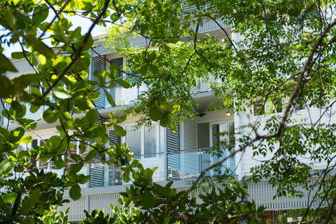 Heart Hotel And Gallery Whitsundays - Accommodation Perth 9