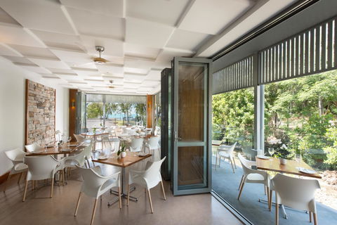 Heart Hotel And Gallery Whitsundays - Accommodation Perth 6