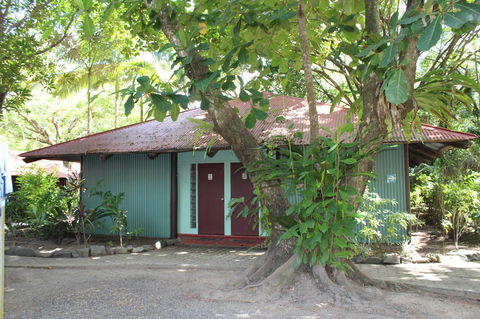PK\'s Jungle Village - Accommodation Perth 8