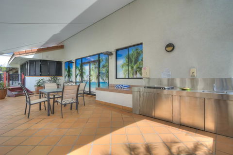 Regal Port Douglas - Perth Resorts 13