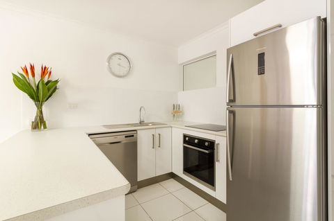 The White House Port Douglas - Accommodation Perth 11