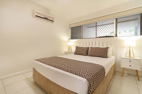The White House Port Douglas - Accommodation Perth 8
