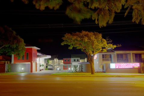 City Golf Club Motel - Perth Resorts 9