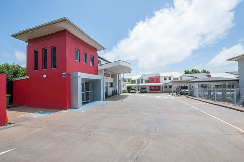 City Golf Club Motel - Perth Resorts 6