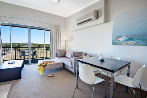 The Point Resort - Accommodation Perth 18