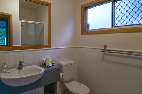 Bella Vista On Nara Pets Welcome - Accommodation Perth 17