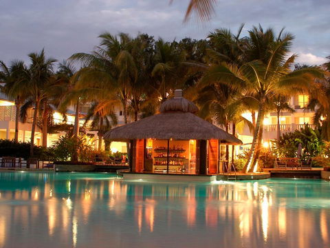 Palm Cove Paradise - Couples Spa Beach Getaway - Perth Resorts 16