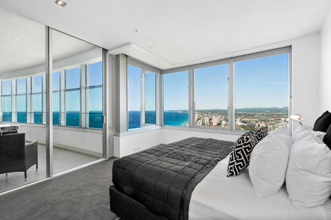 Q1 Resort & Spa - Official - Perth Resorts 35