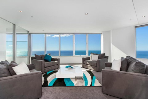 Q1 Resort & Spa - Official - Perth Resorts 14