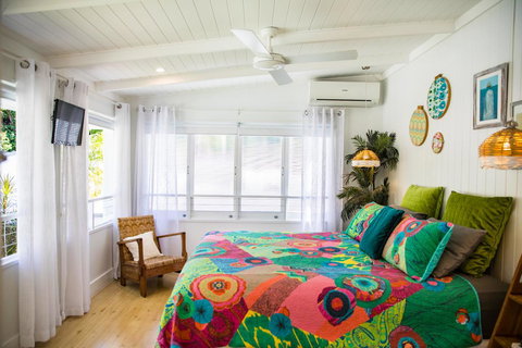 Jamaica Beach House - Perth Resorts 8