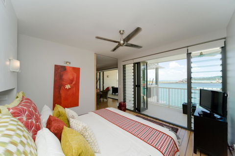 The Boathouse Apartments - Accommodation Perth 14