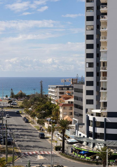 Qube Broadbeach - Accommodation Perth 8