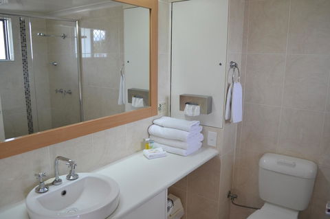 Comfort Inn Grammar View - Perth Resorts 11