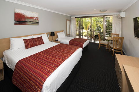 Comfort Inn Grammar View - Perth Resorts 9