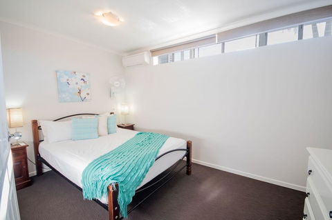 Airlie Apartments - Accommodation Perth 15