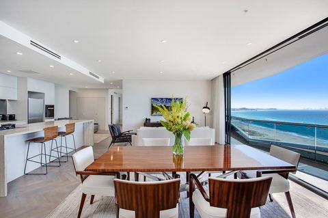 Iconic Kirra Beach Resort - Accommodation Perth 25