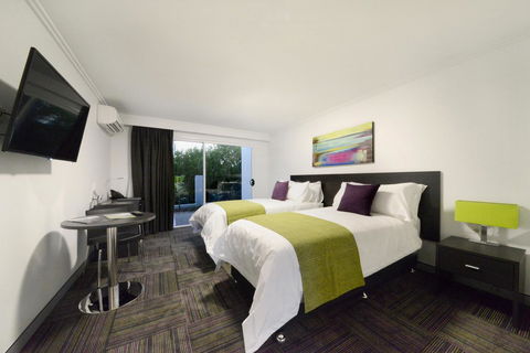 Mackay Oceanside Central Hotel Official - Perth Resorts 25